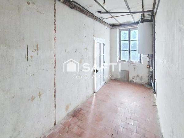 Maison de 109m² de type 3 sur 475m² de terrain.