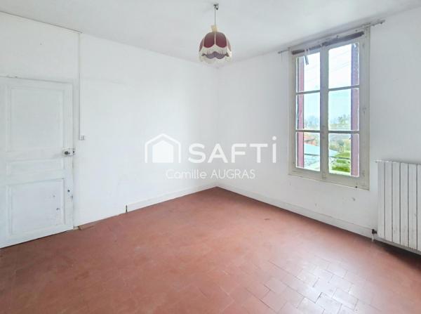 Maison de 109m² de type 3 sur 475m² de terrain.