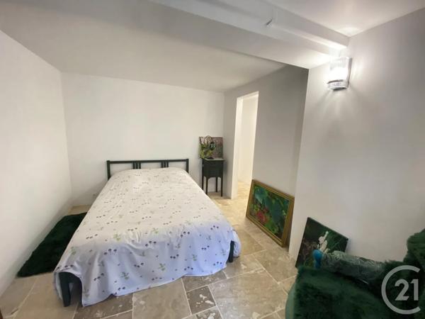 Maison à vendre  5 pièces - 183 m 2   LES ISSAMBRES  - 83