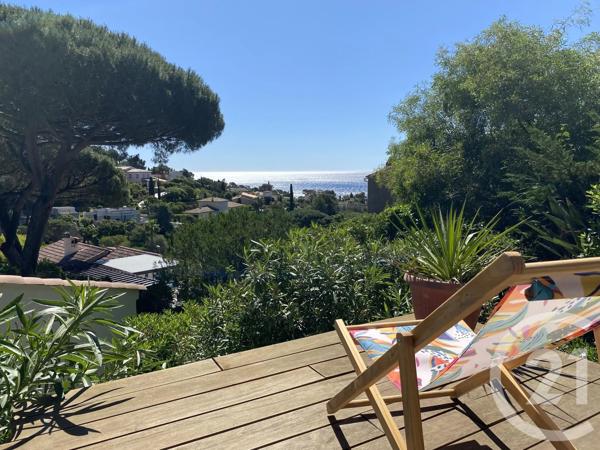 Maison à vendre  5 pièces - 183 m 2   LES ISSAMBRES  - 83