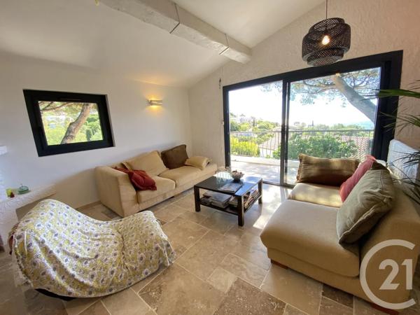 Maison à vendre  5 pièces - 183 m 2   LES ISSAMBRES  - 83
