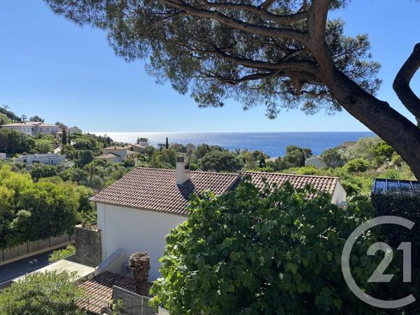 Maison à vendre  5 pièces - 183 m 2   LES ISSAMBRES  - 83