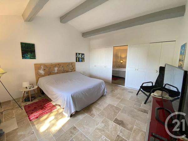 Maison à vendre  5 pièces - 183 m 2   LES ISSAMBRES  - 83