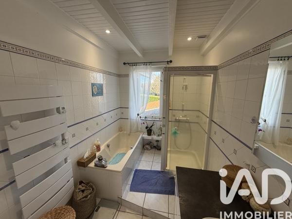 Maison à vendre 7 pièces 170 m² Sanssac-l'Église