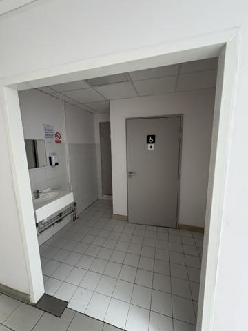 Aubagne (13400) Bureau 64m2 - Aubagne / Camps Major