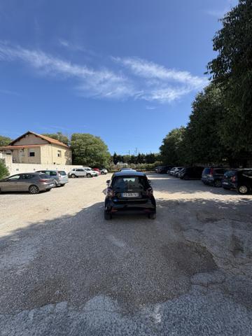 Aubagne (13400) Bureau 64m2 - Aubagne / Camps Major