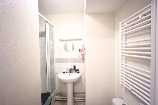 Appartement à vendre 2 pièces VILLEURBANNE (69) - ASCENSEUR - PROCHE DES COMMODITES - PROCHE DU PARC DE LA TETE D'OR