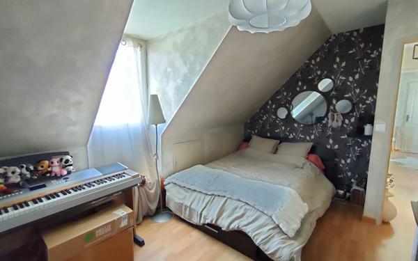 Maison à vendre    6 pièces •  Rozay-en-Brie