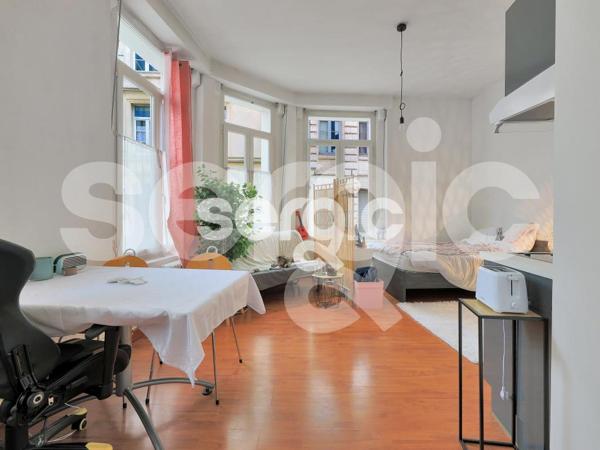 Location 1 Pieces 30 62000 Arras 17 1993 01 0001