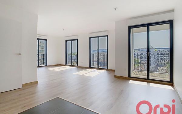 Appartement à louer    4 pièces • 83,80 m2 Clamart