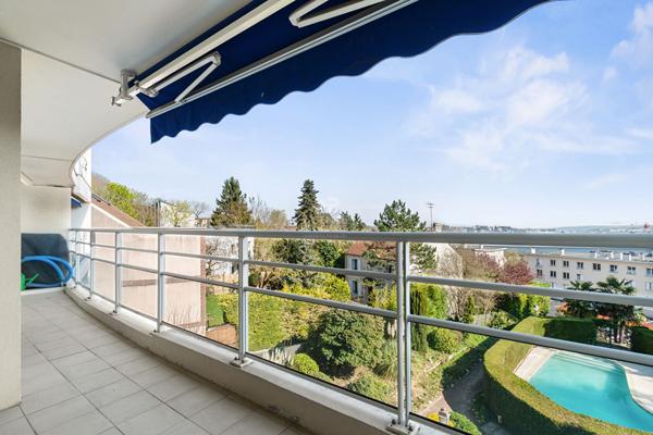 Appartement Saint Germain En Laye 3 pièces -75m² €441 000 ** - Référence 17955