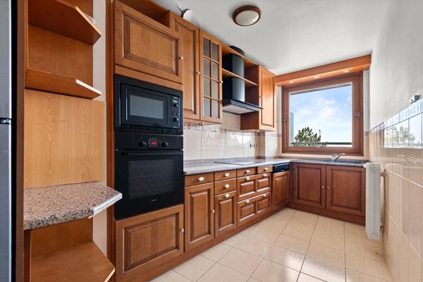 Appartement Saint Germain En Laye 3 pièces -75m² €441 000 ** - Référence 17955