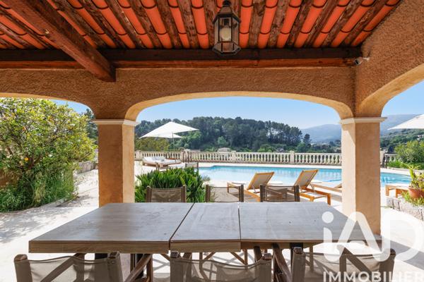 Maison à vendre 6 pièces 203 m² Pégomas