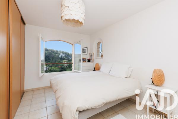 Maison à vendre 6 pièces 203 m² Pégomas