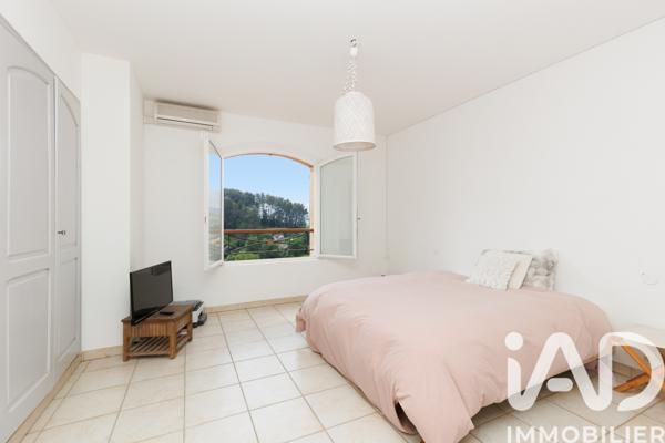 Maison à vendre 6 pièces 203 m² Pégomas