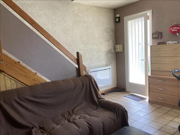 Immeuble à vendre |  Saint-Jean-d'Angély |  222 m²