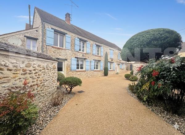 Longère de 160 m² avec hangar, atelier, cave