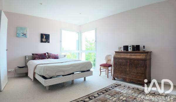 Maison à vendre 7 pièces 232,83 m² Saint-Étienne