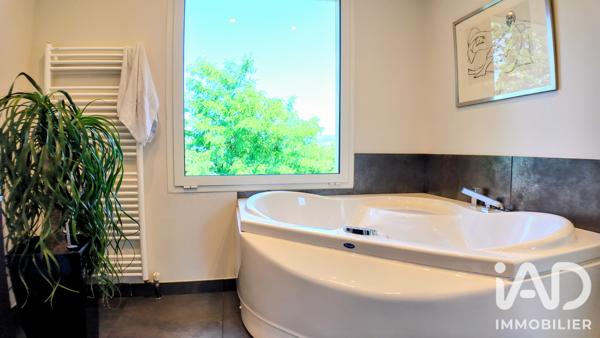 Maison à vendre 7 pièces 232,83 m² Saint-Étienne