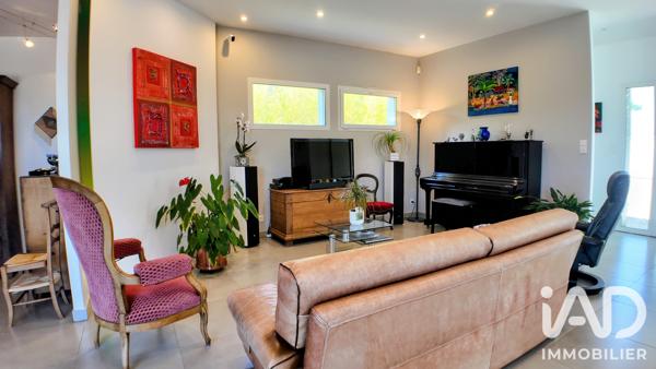 Maison à vendre 7 pièces 232,83 m² Saint-Étienne