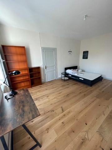 Appartement à louer  2 pièces • 109,62 m2 Castelnaudary