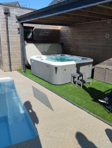 Maison à vendre à Plougasnou dans le Finistère (29630), ref : PLKJ BOURG