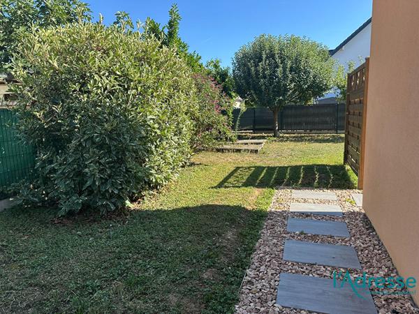 Maison Individuelle 4 chambres quartier gendarmerie Rinderacker