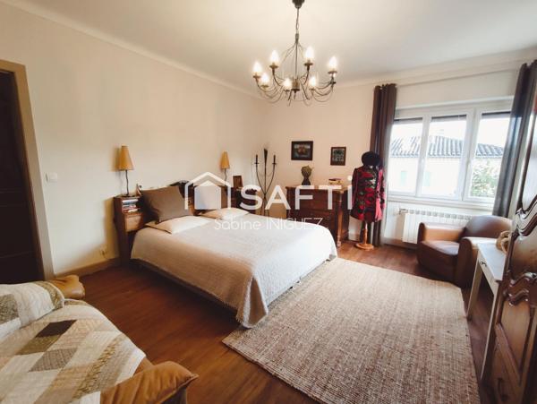 MAISON DE VILLE ART DECO, JARDIN ET GARAGE