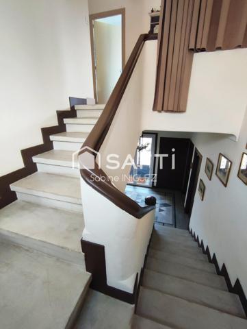 MAISON DE VILLE ART DECO, JARDIN ET GARAGE