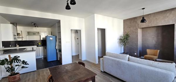 DAX - GRAND APPARTEMENT T2/T3 DE CHARME PROCHE DE L'HOTEL SPLENDID