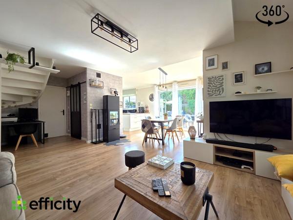 Maison
         6 pièces
        - 115 m² 372 900 € *