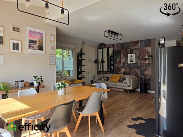 Maison
         6 pièces
        - 115 m² 372 900 € *