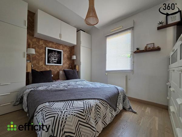 Maison
         6 pièces
        - 115 m² 372 900 € *