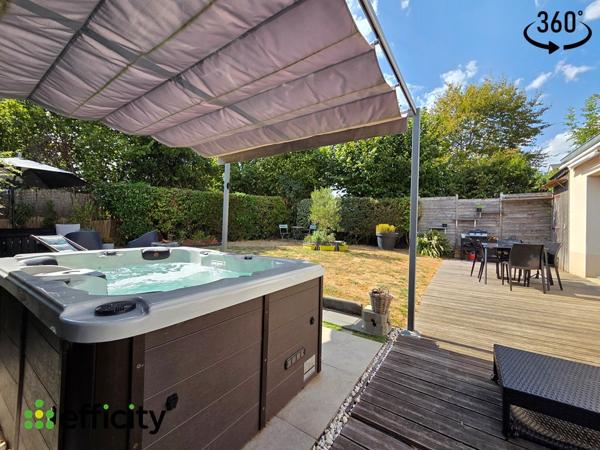 Maison
         6 pièces
        - 115 m² 372 900 € *