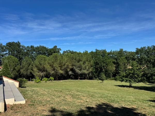 Maison L Isle Jourdain de type T5