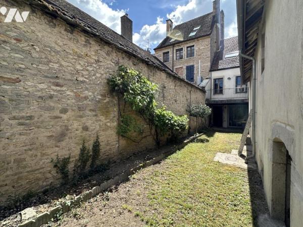 Appartement T4 avec extérieur coeur de ville