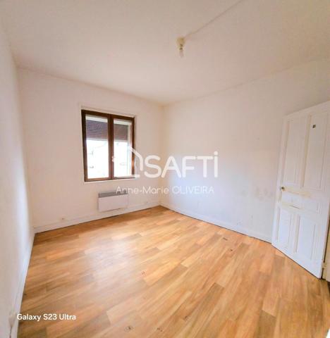 Maison de 7 pièces avec 5 chambres, cour , garage avec atelier, jardin proche commodités + projet d'embelissement réalisé par agence.