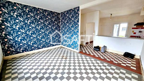 Maison de 7 pièces avec 5 chambres, cour , garage avec atelier, jardin proche commodités + projet d'embelissement réalisé par agence.