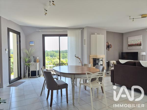 Maison à vendre 6 pièces 157 m² Fougères