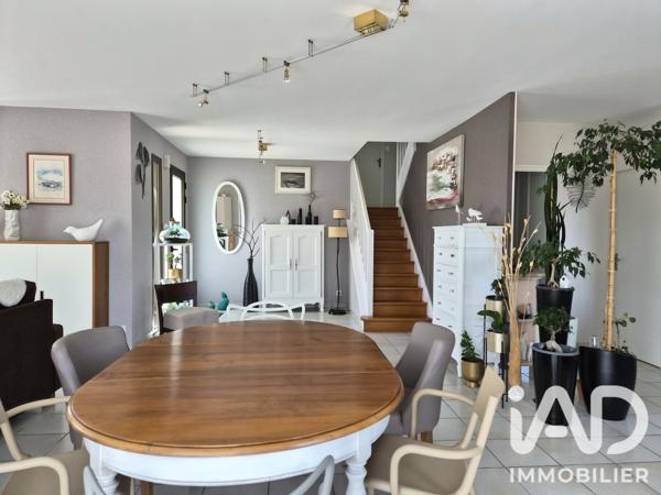 Maison à vendre 6 pièces 157 m² Fougères
