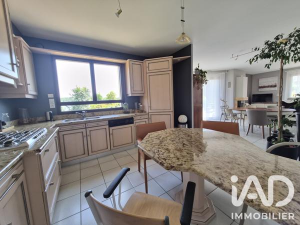 Maison à vendre 6 pièces 157 m² Fougères
