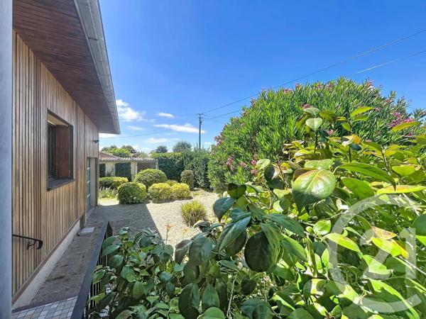 Maison à vendre  4 pièces - 78,42 m 2   BRESSOLS  - 82