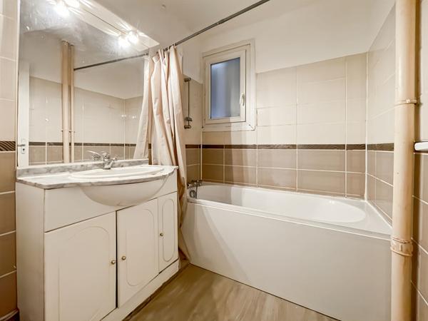 Appartement 2 pièces 52m² Dammarie-les-Lys Idéal premier achat ou investissement