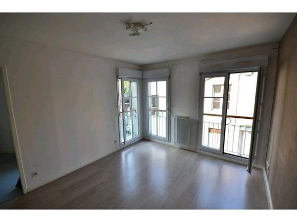 Location appartement 2 pièce(s) 33 m²