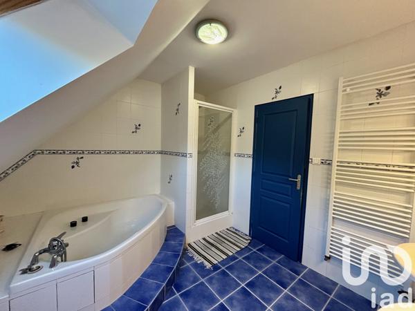 Maison à vendre 6 pièces 170 m² Neuillé