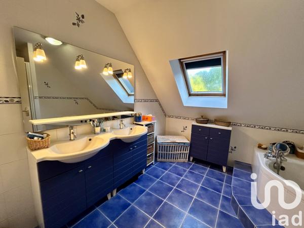 Maison à vendre 6 pièces 170 m² Neuillé