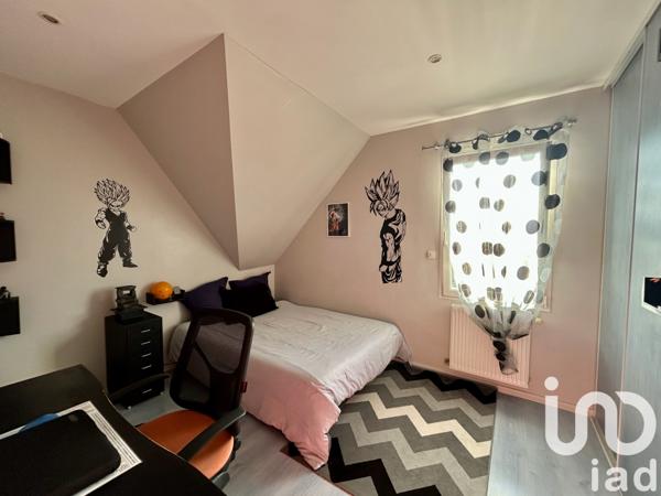 Maison à vendre 6 pièces 170 m² Neuillé