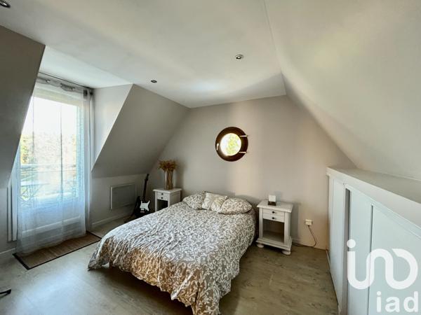 Maison à vendre 6 pièces 170 m² Neuillé