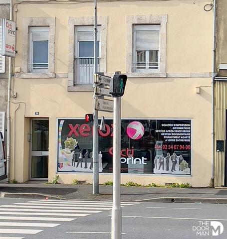 Bureau - Loué - 160 m² - CHATEAUROUX | The Door Man