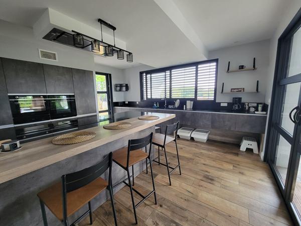 Maison d'architecte 5 pièce(s) 157 m2 NORD DE PAU